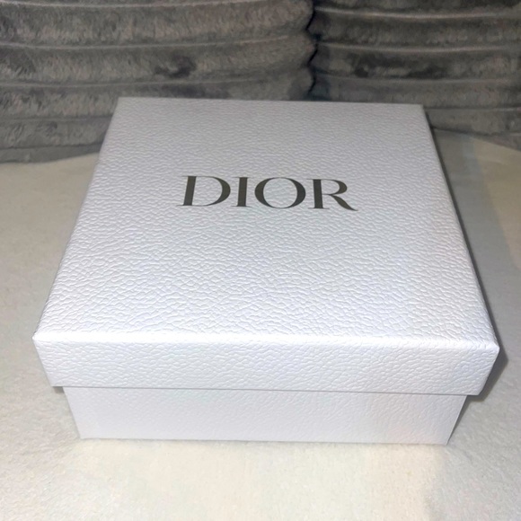 Authentic Dior Box - Picture 2 of 10